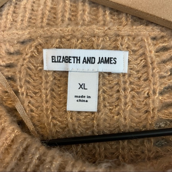 Elizabeth and James Oversize Shimmer Cropped Sweater Size XL - Picture 8 of 9